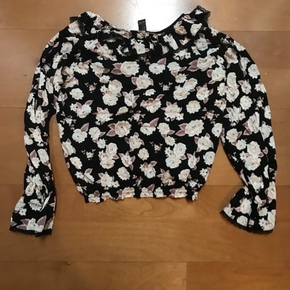 Forever 21 floral scrunched top size XS - Picture 5 of 7